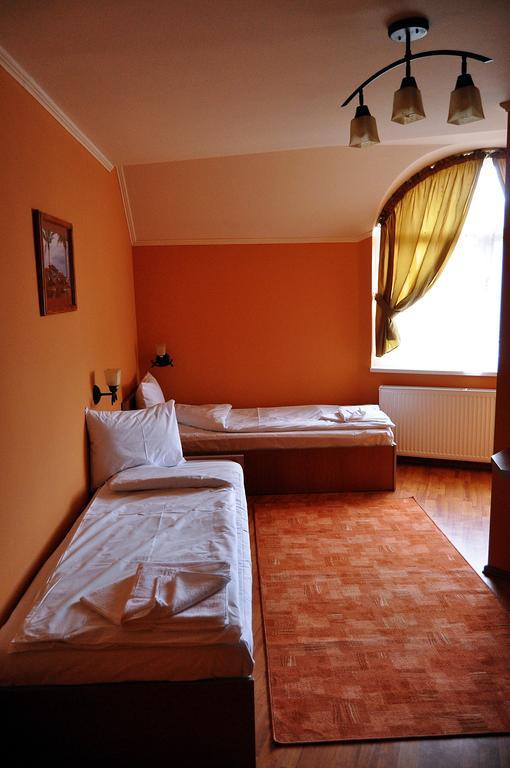 Motel Al Capone Satu Mare Zimmer foto