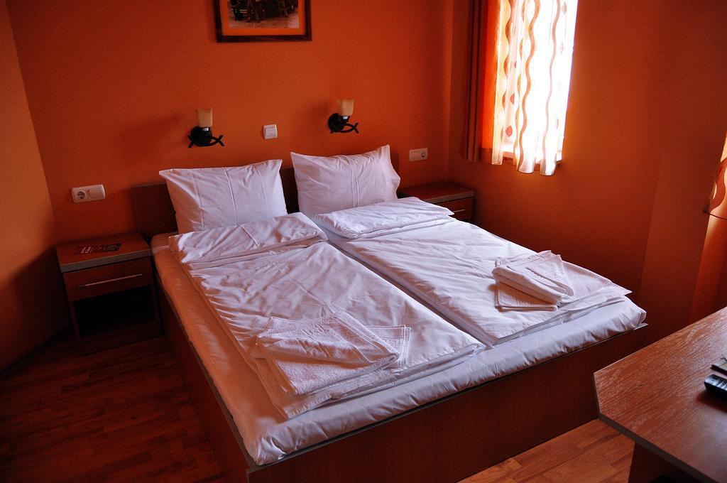 Motel Al Capone Satu Mare Zimmer foto